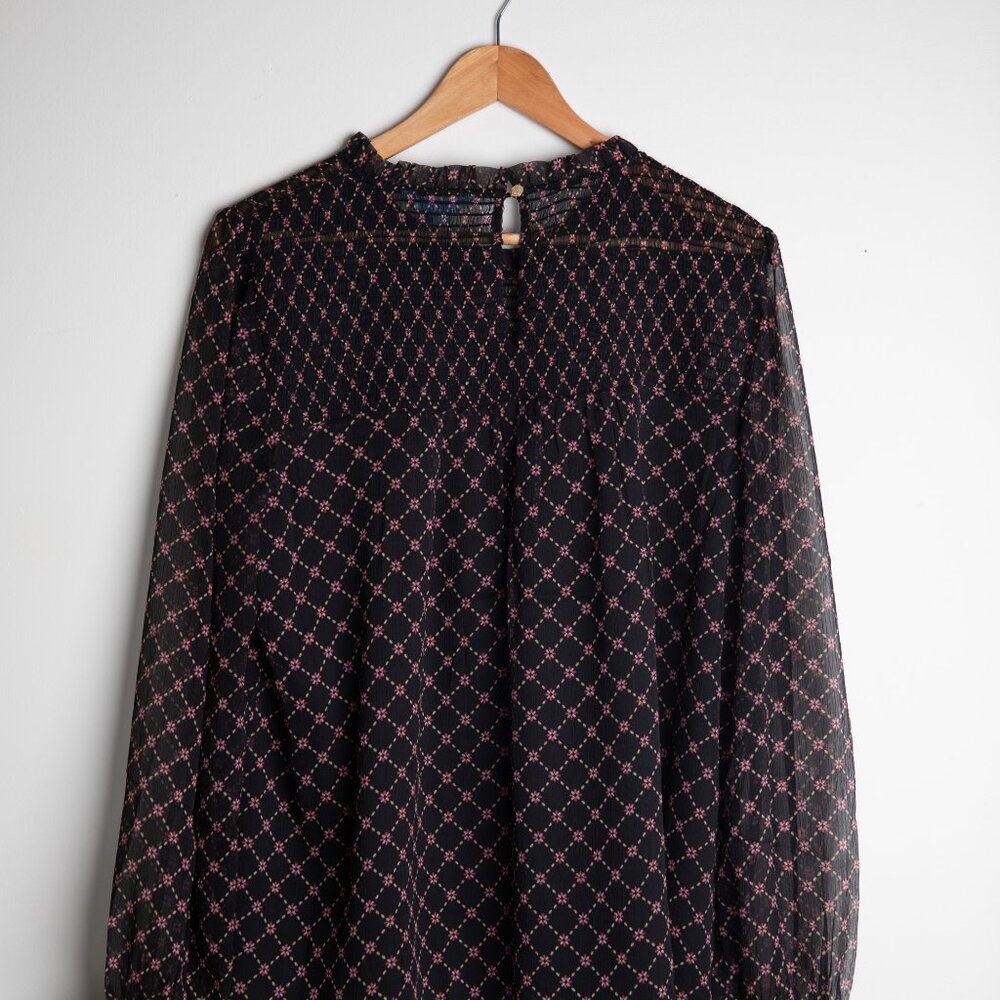 blouse - Picture 3 of 5